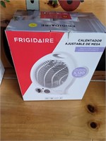 Frigidaire table top heater new in box