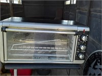 Black and Decker toaster oven New