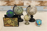 Lot of various sized globes