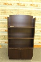 Double sided Wood Display Shelf On Casters