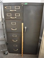 Vintage metal filing cabinet/safe - info