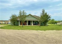 4Bed/2Bath Single Family Home on 5+/- Acres