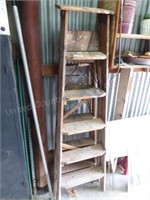 2 wood step ladders