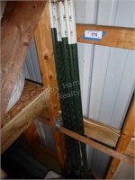 Four 5' fence posts