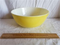 Pyrex Mixing Bowl