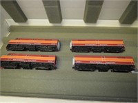 HO Scale Train Car Case w/4 Cars