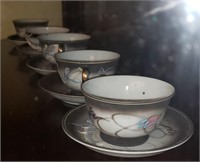 lot 5 Japanese Dragon cups and saucers