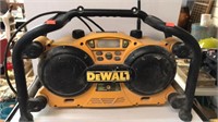 DeWALT Worksite radio/ charger