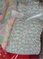 Set of 2 baby blankets