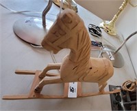 Wooden rocking horse (approx 10 x 6 inches)