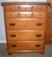 upright Chest of drawers
