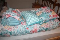 Full Size Bedding; Floral
