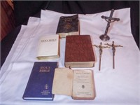 Bibles (4), Manual of Prayers 1930, Crosses