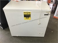 Magic Chef Chest Freezer 7.0 cu. ft. Tested and