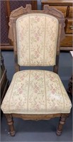 Eastlake Small Cushioned Chair