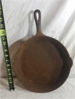 No.9 Griswold Cast Iron Skillet