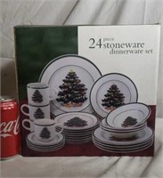 New Christmas Dinnerware Set