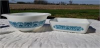 Vintage Pyrex dish and bowl