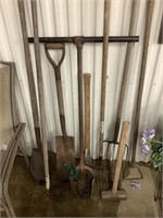 Large lot of vintage gardening tools, mallet,