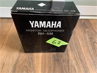 Yamaha monitor headphones RH-5M