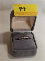 LADIES 14K YELLOW RING WITH 7 SMALL DIAMONDS 1.9