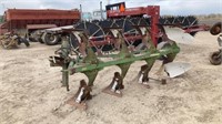 John Deere 4200 4-bottom Spinner Plow