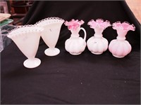 Five pieces of Fenton glass: two vases and a