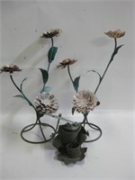 2-20" Metal Yard Art Flowers & 9" Metal Frog