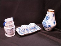 Three pieces of blue and white china: 7 1/2" high