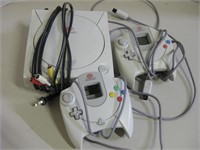 Sega Dreamcast Gaming Conosle W/Remotes