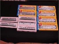 11 model railroad Santa Fe passenger cars
