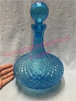 Vintage blue decanter w/stopper #2 (12in tall)