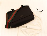 Gucci Messenger Bag - Large Black
