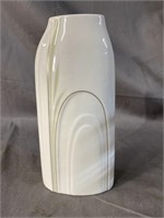 ROYAL DOULTON IMPRESSIONS VASE 1982