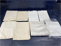 8 TABLE CLOTHS AND VARIOUS LINENS