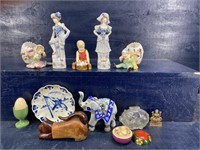 12 PIECE PORCELAIN AND GLASS LOT