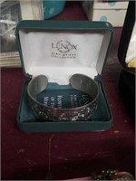 Lennox Kirk Steiff collection pewter bracelet