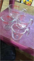 Pyrex measuring cups 4 pc set. 2 to 8 cup
