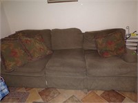 Clean cloth couch