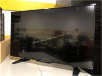 Insignia 39 inch flatscreen TV