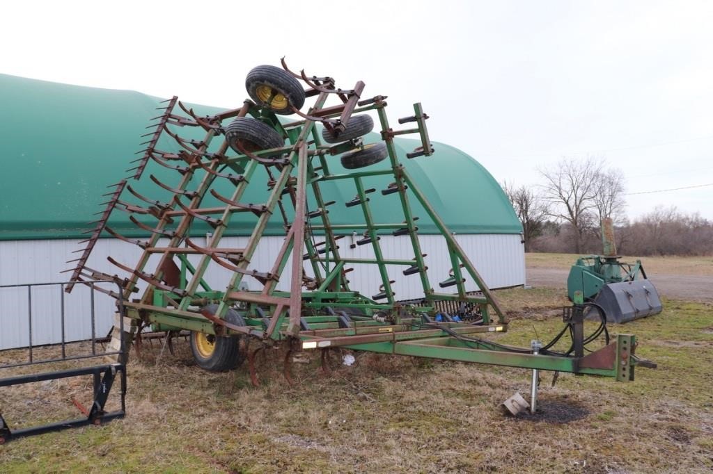 Farm Equipment Clearing Auction For the Forbes Family