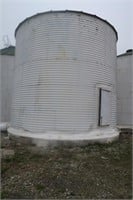 5000 Bu. Grain Storage Bin W/Sweep & Doors