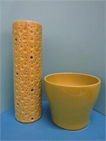 Contemporary Style Ceramic Vase & Pot