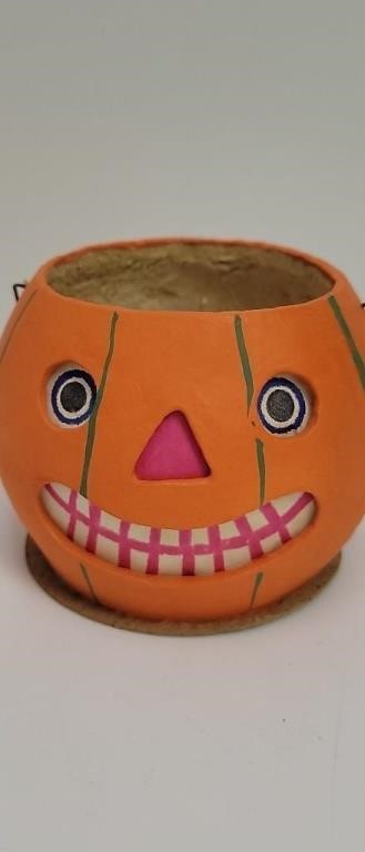 ONCE IN A LIFE TIME HALLOWEEN COLLECTIBLE AUCTION