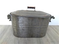 Metal Tub w/Copper Bottom and Wood Handles*