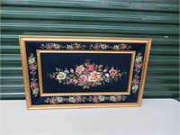 GILT FRAMED NEEDLEPOINT PICTURE OF FLOWERS
