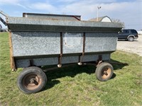 10' Flare Box Wagon