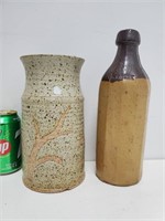 Cruche vintage bouteille et vase