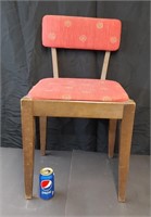 Chaise vintage en bois avec rangement Vintage