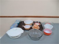 Fire King & Pyrex Dishes / Vaisselle
